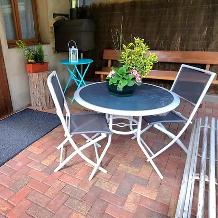 Studio Rez-de-jardin Strasbourg Sud *